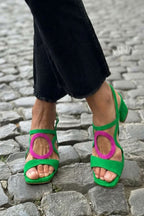 Sandalias con punta cuadrada y corte redondo