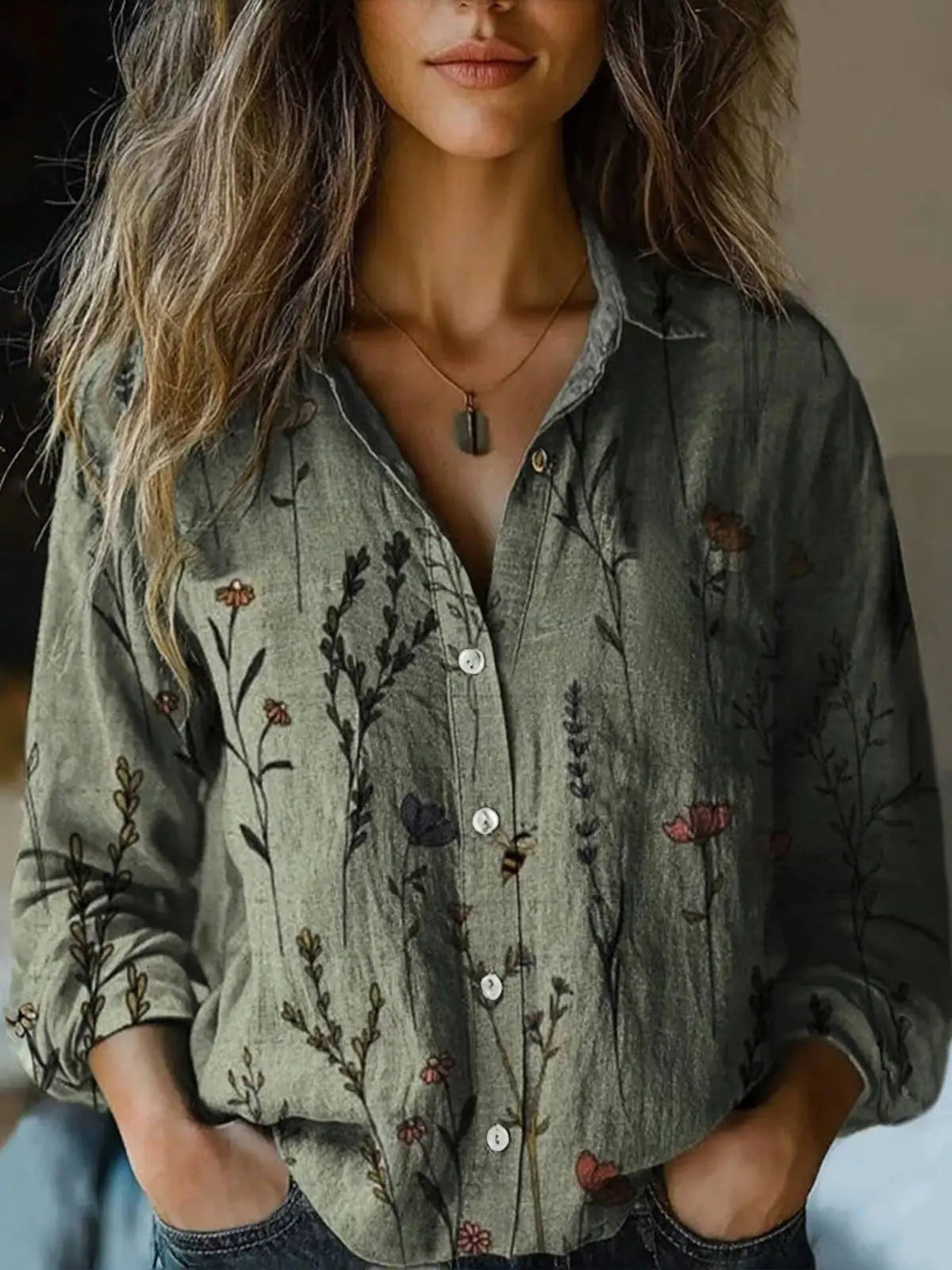 Hayden Delanova | Blusa Sofisticada