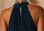Paula | Vestido largo con cuello halter y escote en V degradado