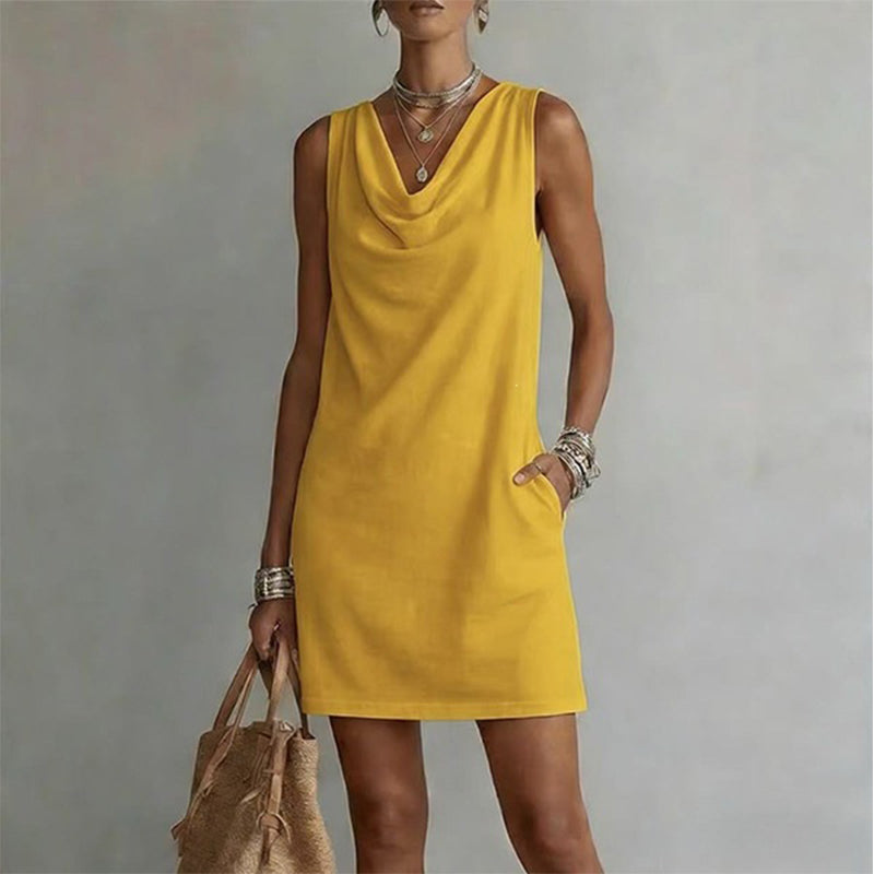 Vestido Ajustado con Escote Bénitier