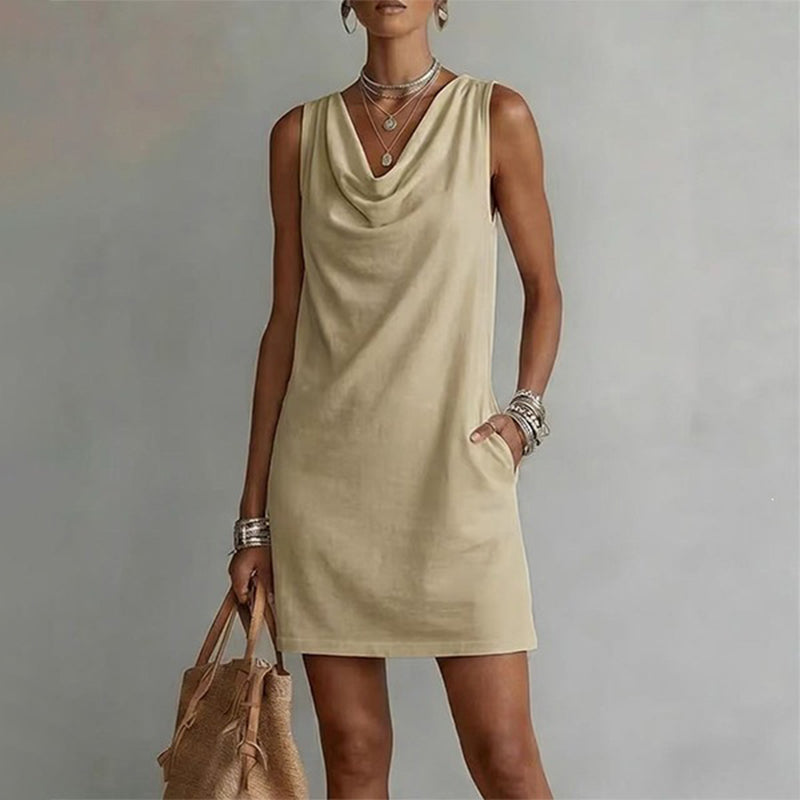 Vestido Ajustado con Escote Bénitier