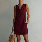 Vestido Ajustado con Escote Bénitier